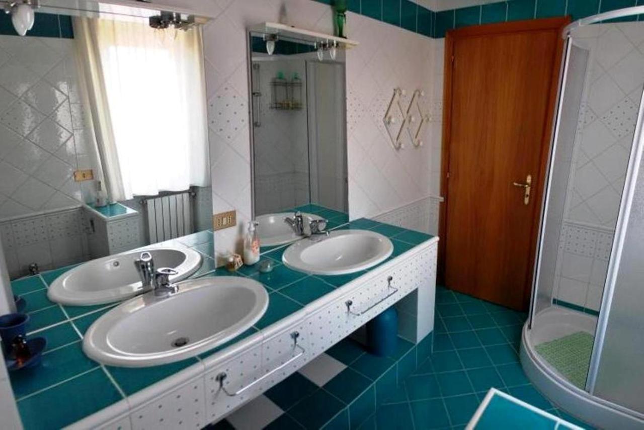 Bed And Breakfast Pieffe Frascineto Room photo